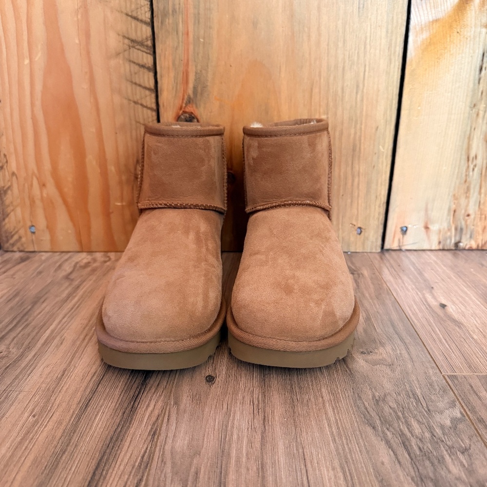 Uggs Brand New Size 7